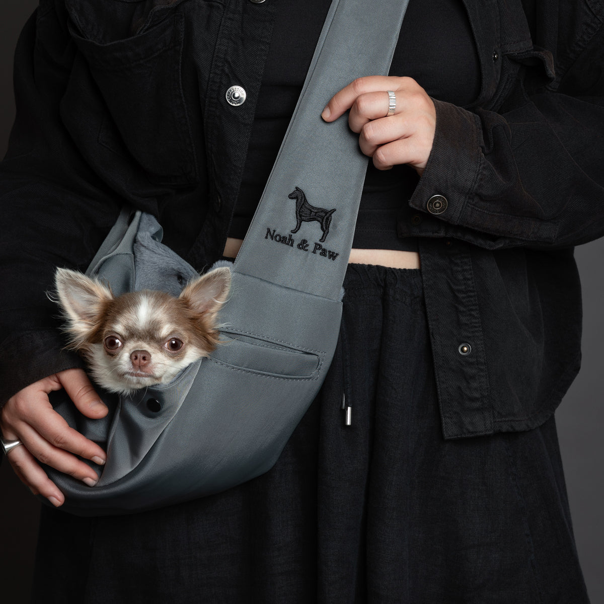 Noah & Paw snap style dog sling carrier in twill, gray, size S/M